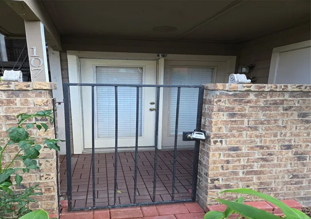 Homes for sale in Dallas, TX | 9835 Walnut St #107, Dallas, TX 75243 | MLS# 21107975