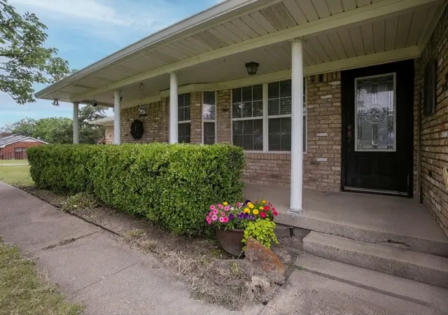 Photo 1 of Single family home for sale at 1801 W Holiday, Fate, TX 75087 | MLS# 21107942 | Listing updated on 2026-08-26