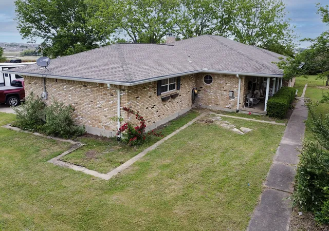 Photo 4 of Single family home for sale at 1801 W Holiday, Fate, TX 75087 | MLS# 21107942 | Listing updated on 2026-08-26
