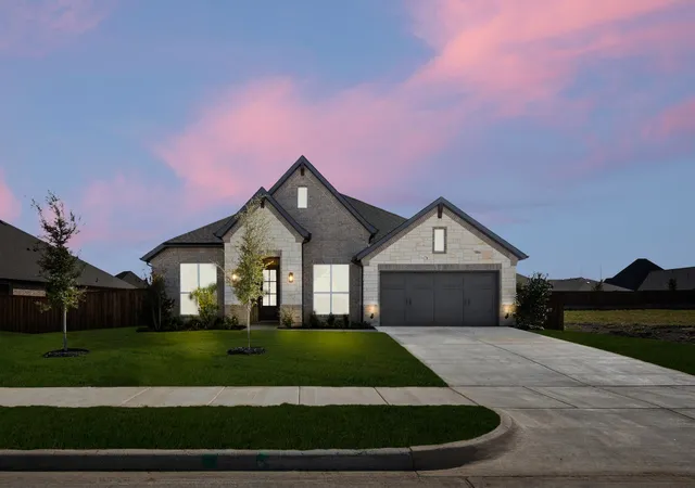 Photo 1 of Sale Pending at 220 Pine Leaf Trl, Waxahachie, TX 75165 | MLS# 21108471 | Listing updated on 2026-07-08