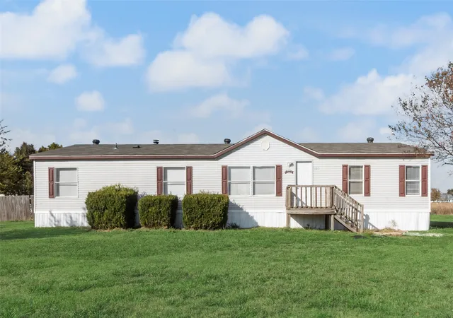 Homes for sale in Rosser, TX | 817 Kaufman St, Rosser, TX 75157 | MLS# 21105560