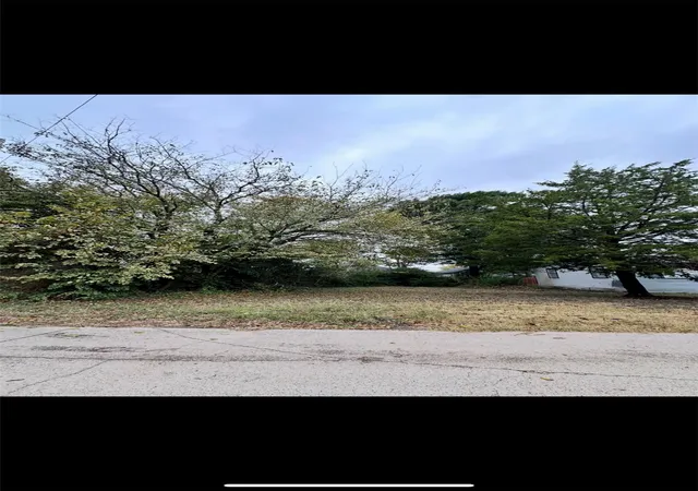 1st image of Tbd Jarrett St, Waxahachie, TX 75165 | MLS# 21108918