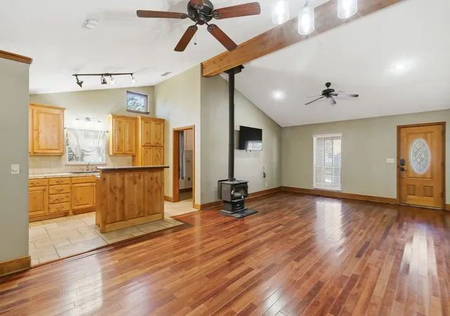 Homes for sale in Tolar, TX | 200 N Elm Ln, Tolar, TX 76476 | MLS# 21108149