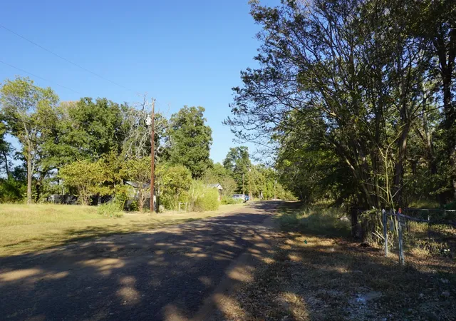 Homes for sale in Log Cabin, TX | 1688 Doc Holiday Dr, Log Cabin, TX 75148 | MLS# 21109579