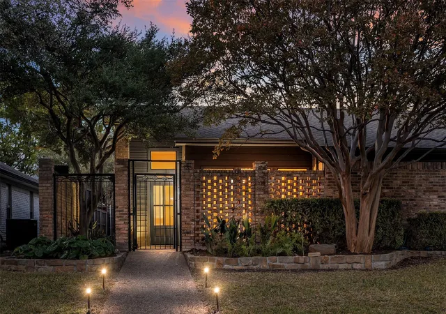 Photo 1 of Sale Pending at 6515 Wrenwood Dr, Dallas, TX 75252 | MLS# 21101756 | Listing updated on 2025-12-09