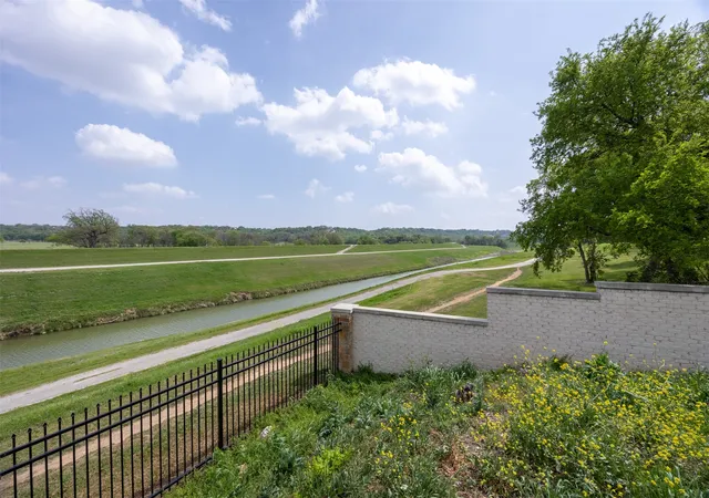 Homes for sale in Fort Worth, TX | 225 Clementine Ct, Fort Worth, TX 76114 | MLS# 21109654