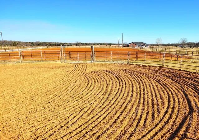 Photo 3 of House for sale at 4113 W Line Rd, Whitesboro, TX 76273 | MLS# 21109975 | Listing updated on 2026-07-15