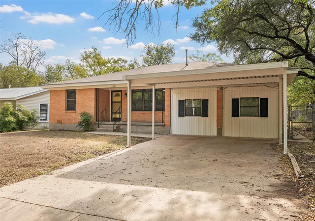 Photo 1 of Single family home for sale at 2624 Alvin St, Waco, TX 76708 | MLS# 21096963 | Listing updated on 2026-09-23