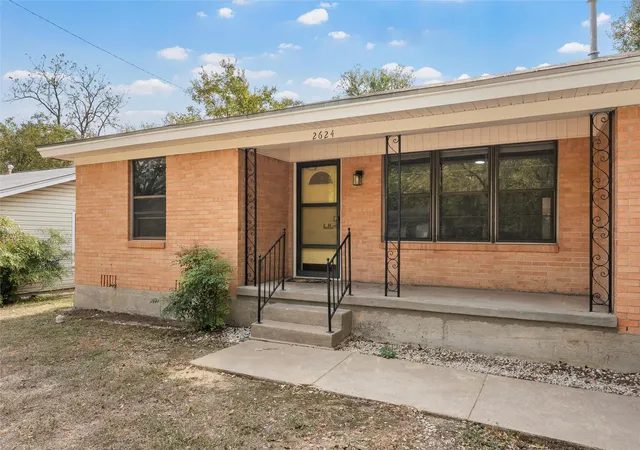 Photo 3 of Single family home for sale at 2624 Alvin St, Waco, TX 76708 | MLS# 21096963 | Listing updated on 2026-09-23