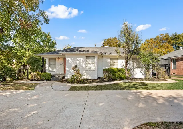 Photo 1 of Sale Pending at 3705 Seguin Dr, Dallas, TX 75220 | MLS# 21109927 | Listing updated on 2026-07-27