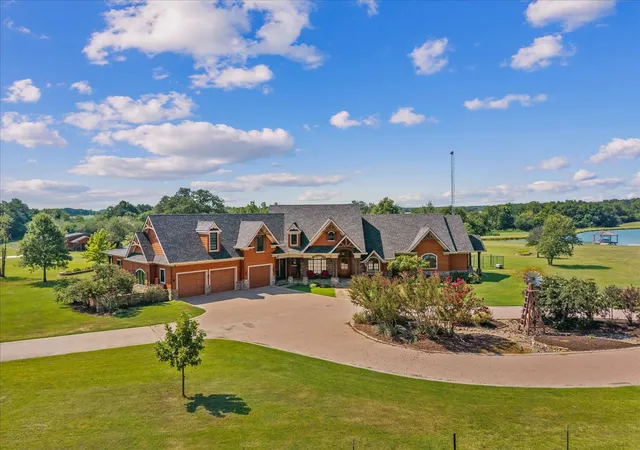Homes for sale in Honey Grove, TX | 695 County Road 36120 Road, Honey Grove, TX 75446 | MLS# 21108808