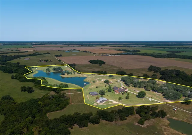 Homes for sale in Honey Grove, TX | 695 County Road 36120 Road, Honey Grove, TX 75446 | MLS# 21108808