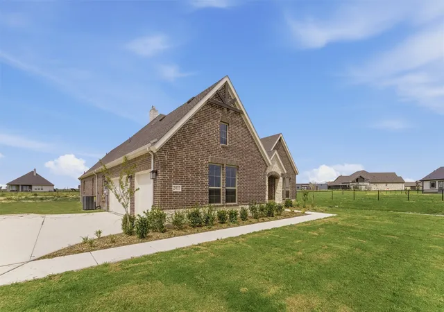 Photo 3 of Sale Pending at 2433 Meteor Dr, Krum, TX 76249 | MLS# 21111273 | Listing updated on 2026-07-27