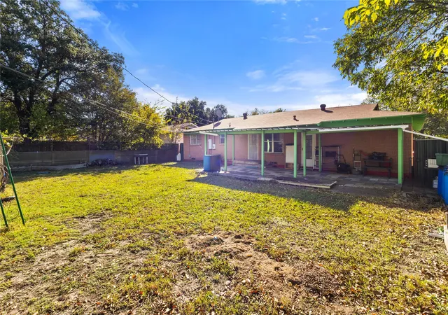Homes for sale in Haltom City, TX | 4805 Ira St, Haltom City, TX 76117 | MLS# 21109047
