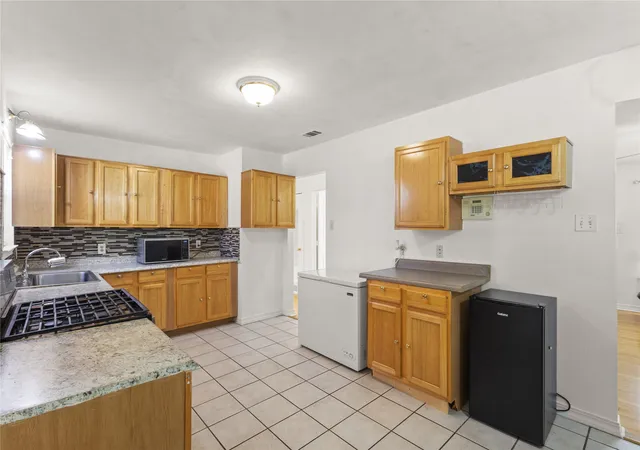 Homes for sale in Haltom City, TX | 4805 Ira St, Haltom City, TX 76117 | MLS# 21109047