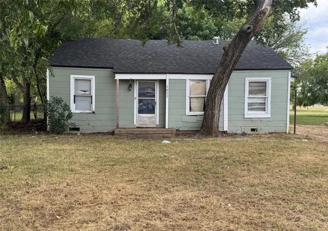 Photo 1 of Single family home for sale at 1511 N 7th St, Wichita Falls, TX 76306 | MLS# 21111377 | Listing updated on 2026-08-21