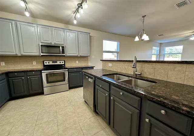 4th image of 1513 Creek Springs Dr, Allen, TX 75002 | MLS# 21108657