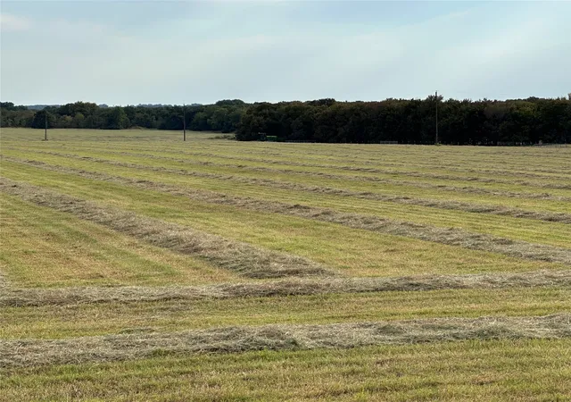 2nd image of 5848 Sandusky Rd, Whitesboro, TX 76273 | MLS# 21111495