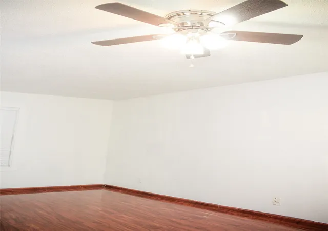 Homes for sale in Dallas, TX | 1318 S Ewing Ave, Dallas, TX 75216 | MLS# 21109392