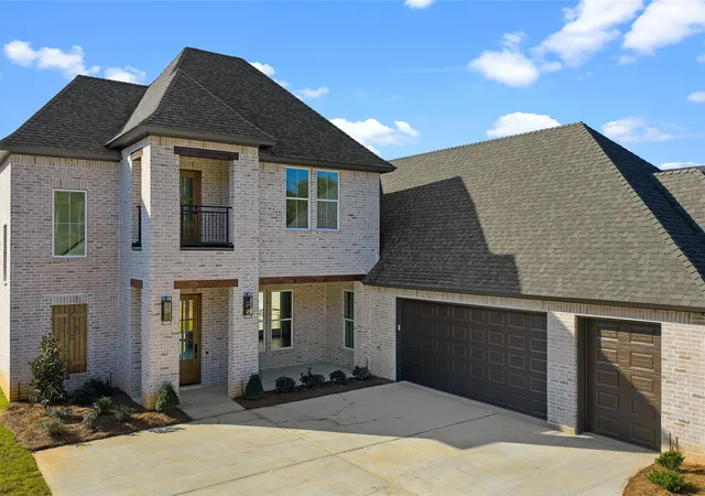 Photo 2 of Single family home for sale at 393 Newburn Ln, Shreveport, LA 71106 | MLS# 21112789 | Listing updated on 2026-10-04