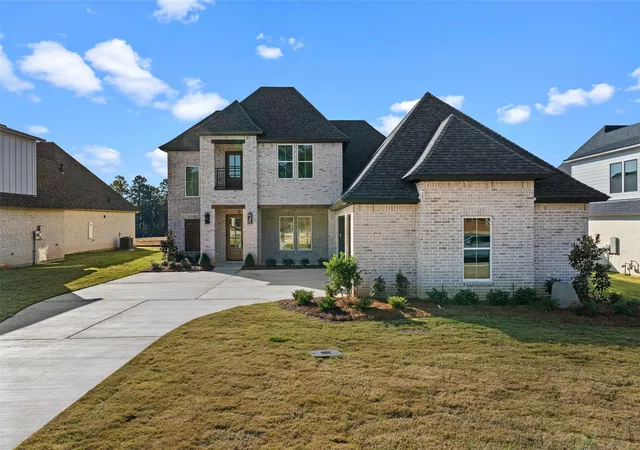 Photo 3 of Single family home for sale at 393 Newburn Ln, Shreveport, LA 71106 | MLS# 21112789 | Listing updated on 2026-10-04
