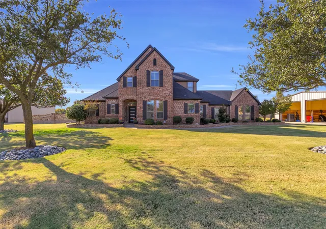 Photo 2 of Single family home for sale at 2200 Twin Creeks Ct, Pilot Point, TX 76258 | MLS# 21110130 | Listing updated on 2026-08-20