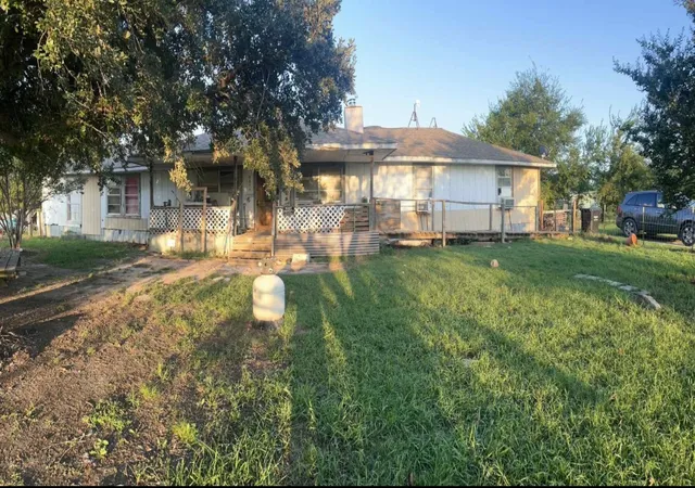 Photo 1 of Single family home for sale at 8079 Harden Oaks, Quinlan, TX 75474 | MLS# 21111312 | Listing updated on 2026-08-24