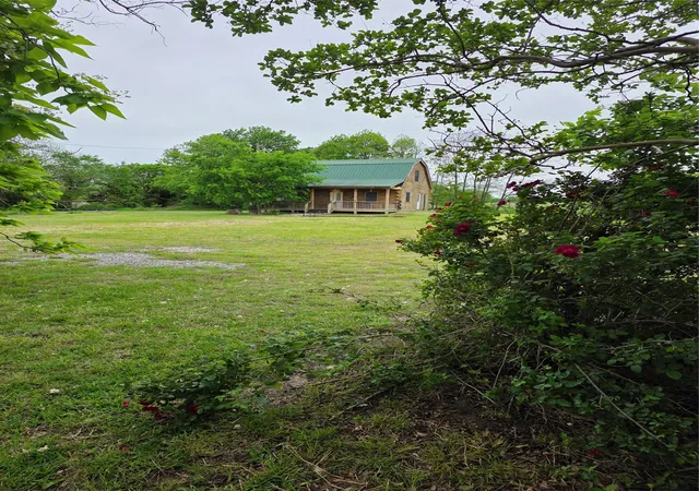 Photo 1 of Single family home for sale at 2628 S State Hwy 121, Bonham, TX 75418 | MLS# 21114219 | Listing updated on 2026-10-02