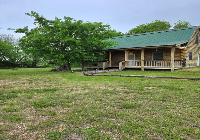 Photo 2 of Single family home for sale at 2628 S State Hwy 121, Bonham, TX 75418 | MLS# 21114219 | Listing updated on 2026-10-02