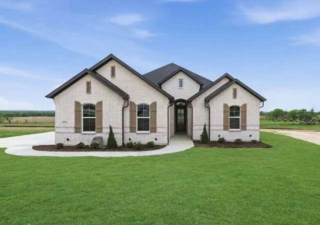 Photo 1 of Single family home for sale at 117 Emma Ct, Decatur, TX 76234 | MLS# 21113297 | Listing updated on 2026-08-25
