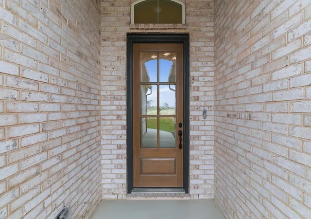 Photo 3 of Single family home for sale at 117 Emma Ct, Decatur, TX 76234 | MLS# 21113297 | Listing updated on 2026-08-25