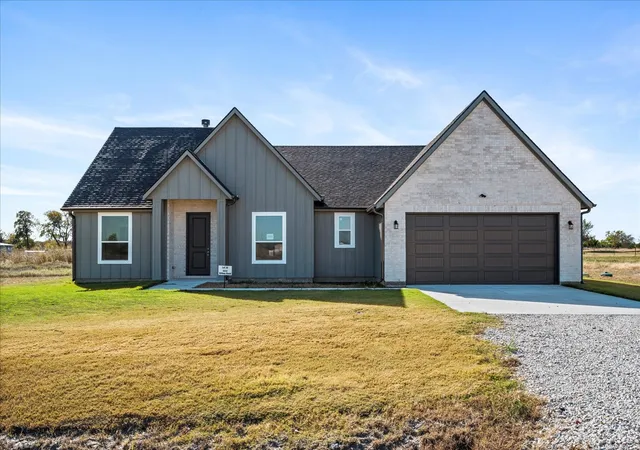 Homes for sale in Celeste, TX | 3232 Willow Rd, Celeste, TX 75423 | MLS# 21114852