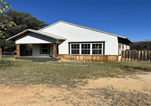 Homes for sale in Brownwood, TX | 3514 2nd St, Brownwood, TX 76801 | MLS# 21114510