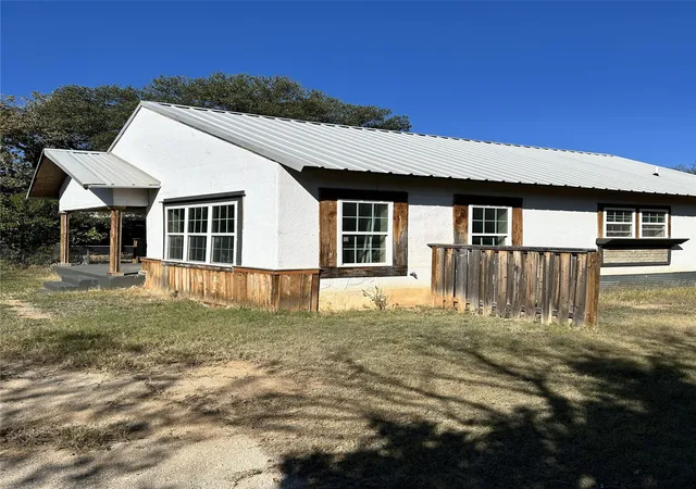Homes for sale in Brownwood, TX | 3514 2nd St, Brownwood, TX 76801 | MLS# 21114510