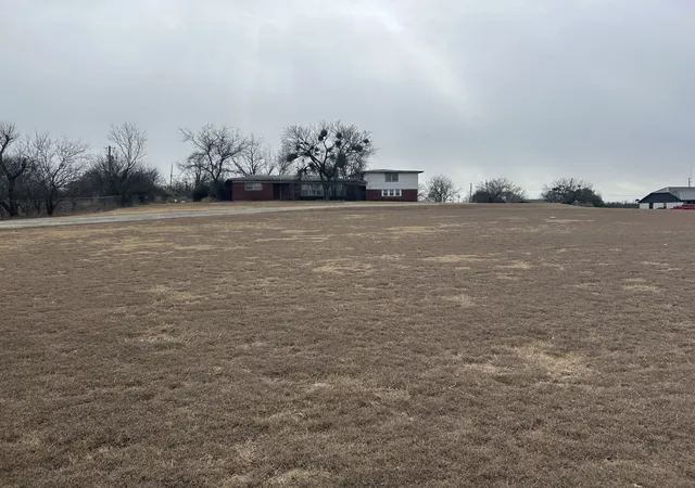 Photo 3 of Single family home for sale at 1115 W Belknap, Jacksboro, TX 76458 | MLS# 21115660 | Listing updated on 2026-07-22