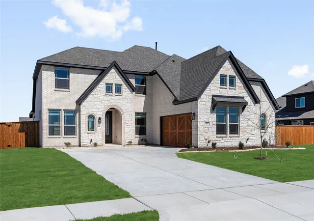 Photo 1 of Single family home for sale at 403 Birkdale Ln, Red Oak, TX 75154 | MLS# 21101156 | Listing updated on 2026-10-07