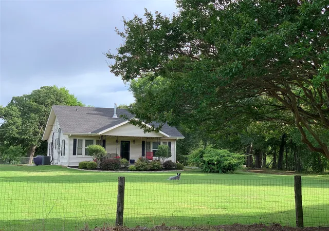 Photo 1 of Single family home for sale at 2330 Knight Rd, Denison, TX 75020 | MLS# 21115815 | Listing updated on 2026-08-27