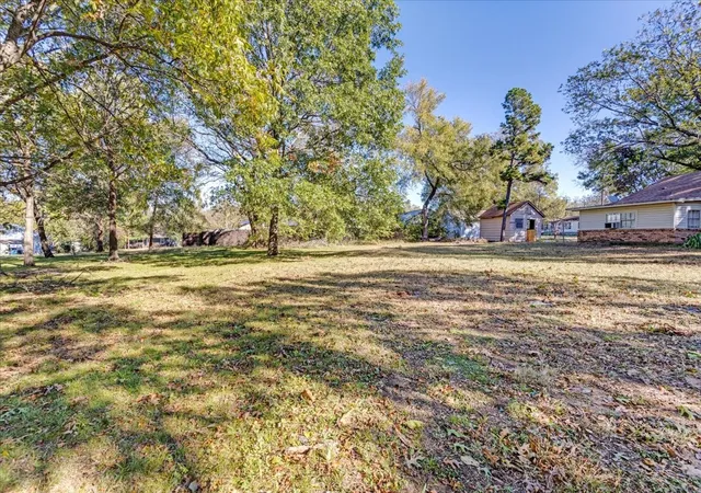 Homes for sale in Denison, TX | 603 W Star St, Denison, TX 75020 | MLS# 21105387
