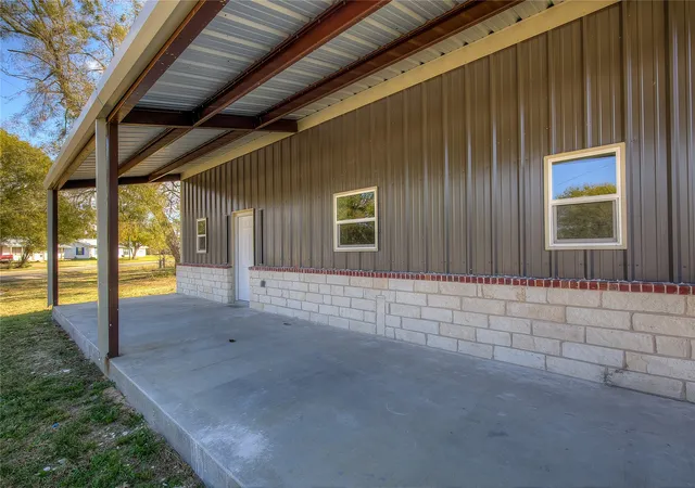 Photo 2 of Sale Pending at 520 N 1st St, Point, TX 75472 | MLS# 21115750 | Listing updated on 2026-08-03