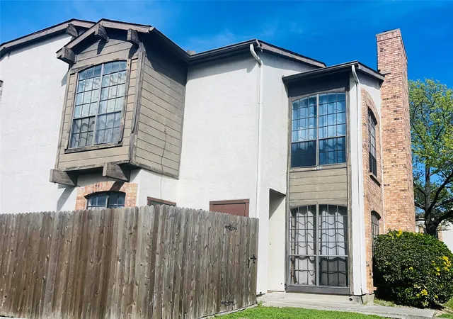 Homes for sale in Duncanville, TX | 611 Oriole Blvd #1404, Duncanville, TX 75116 | MLS# 21116412