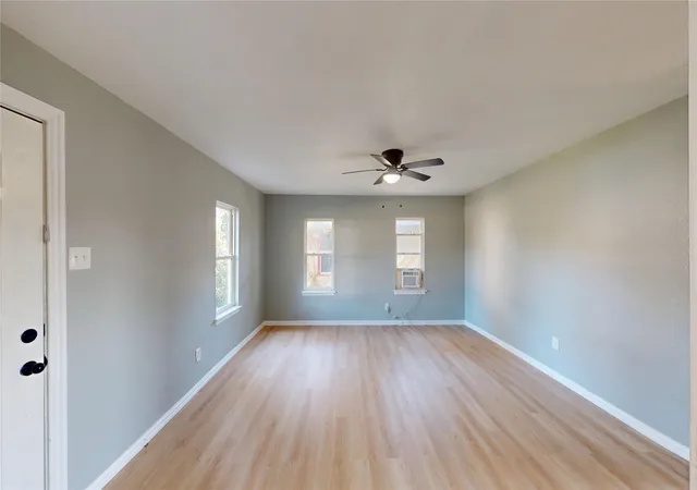 5th image of 5729 Donnelly Ave, Fort Worth, TX 76107 | MLS# 21116244