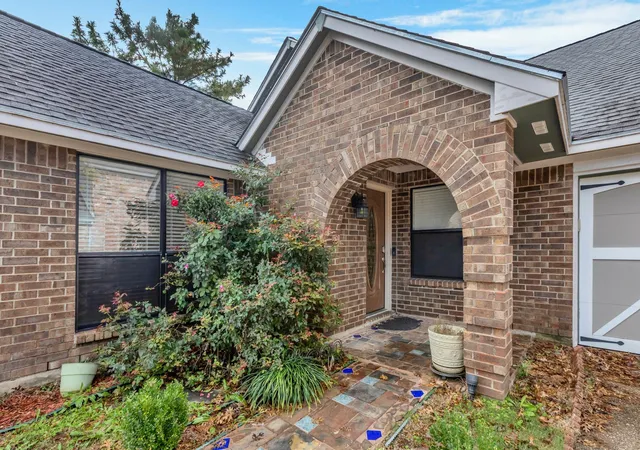 Homes for sale in Rowlett, TX | 8405 Spinnaker Cvs, Rowlett, TX 75089 | MLS# 21116139