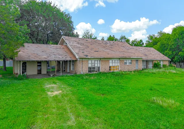Photo 1 of Sale Pending at 604 W Main St, Richland, TX 76681 | MLS# 21117476 | Listing updated on 2026-07-19