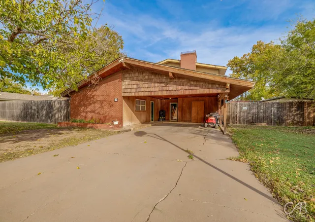 Homes for sale in Hamlin, TX | 33 Avenue A, Hamlin, TX 79520 | MLS# 21116446