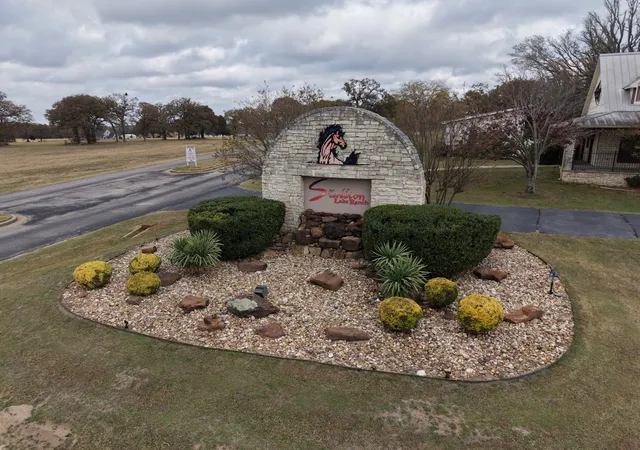 Homes for sale in Lindale, TX | 15431 Cr 424, Lindale, TX 75771 | MLS# 21118213