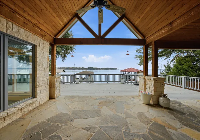 Photo 1 of Single family home for sale at 107 Ellen Ln, Trinidad, TX 75163 | MLS# 21118461 | Listing updated on 2026-10-05