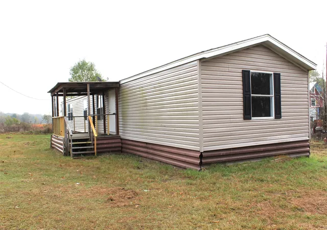 Homes for sale in Kemp, TX | 10594 County Road 2138, Kemp, TX 75143 | MLS# 21118475