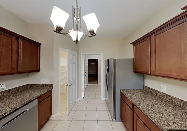 Photo 3 of Single family home for sale at 810 Oak Hollow Ln, Anna, TX 75409 | MLS# 21118752 | Listing updated on 2026-10-02