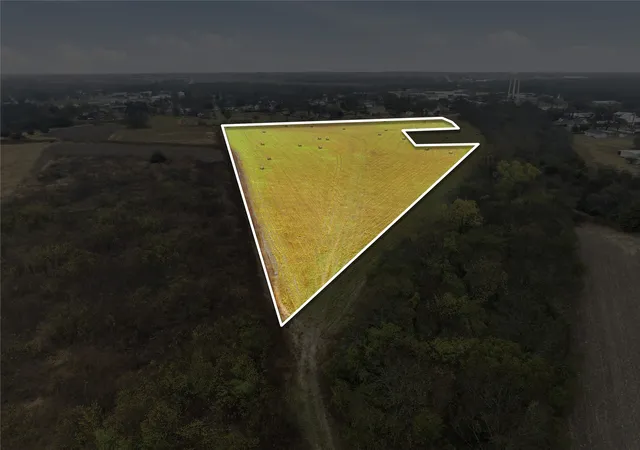 Photo 9 of Land for sale at Tbd E Travis St, Italy, TX 76651 | MLS# 21119513 | Listing updated on 2026-09-28