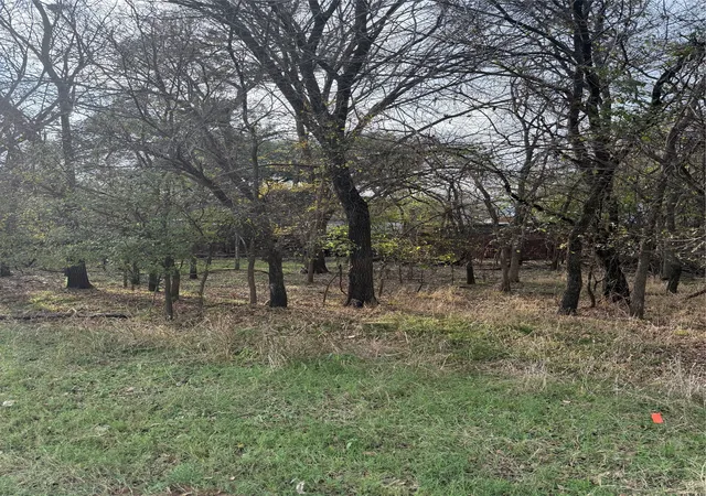 Photo 3 of Land for sale at 7114 Huron Trl, Weatherford, TX 76087 | MLS# 21119571 | Listing updated on 2026-08-18